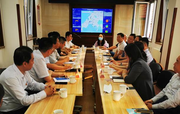 1686365641226391.png 聯(lián)動融合 激活公房管理和老建筑保護(hù)“新活力”—房產(chǎn)經(jīng)營公司聯(lián)合市住建局、交通銀行開展主題黨日活動.png