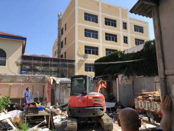 擔(dān)當(dāng)作為 精準(zhǔn)發(fā)力---房產(chǎn)經(jīng)營(yíng)公司聯(lián)合多方取得“拆違”首捷告勝